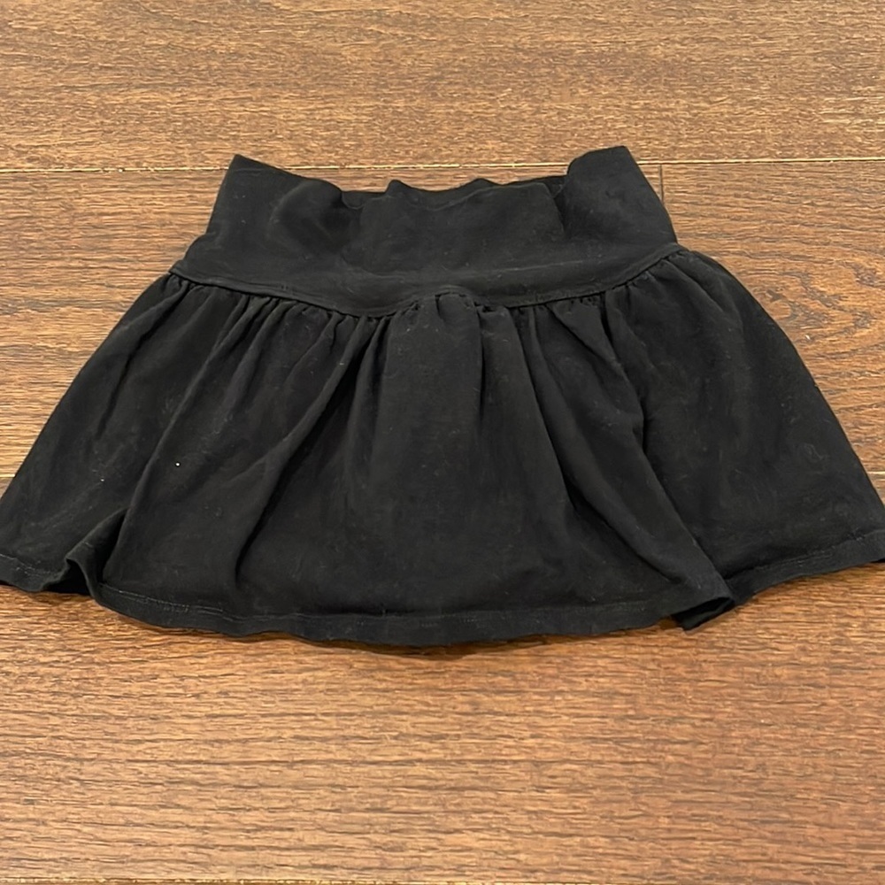 Random Hearts Black Skirt with Shorts Underneath Size Medium